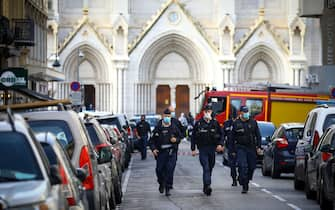 ATTENTAT A NICE - Attaque au couteau dans la basilique Notre-Dame de Nice, trois mort et plusieurs blessés. Nice, FRANCE. Le 29 Octobre 2020. Three persons has been killed and several others injured after a knife attack near a church basilique Notre-Dame in the southern French city of Nice, French media said on Thursday. October 29, 2020 (Olivier Huitel / IPA/Fotogramma, Nice - 2020-10-29) p.s. la foto e' utilizzabile nel rispetto del contesto in cui e' stata scattata, e senza intento diffamatorio del decoro delle persone rappresentate