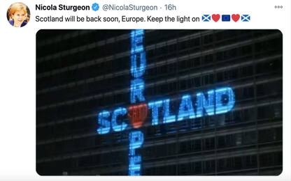 Scozia, primo ministro Sturgeon su Twitter: "Europa, torneremo presto"