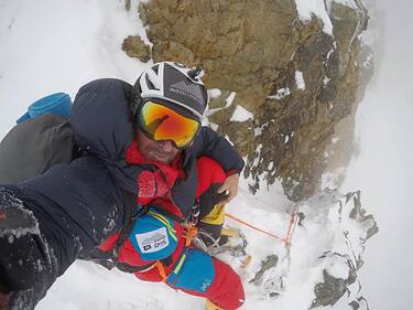 Una foto di Sergi Mingote presa dal suo profilo Twitter. L'alpinista spagnolo è<div>morto a causa di una caduta sulle pendici del K2, in Pakistan. L'incidente si è verificato tra il campo 1 e il campo base avanzato, mentre lo scalatore era impegnato nella discesa. A confermare la notizia è stato Chhang Dawa Sherpa, capospedizione</div><div>del team nepalese che oggi ha raggiunto la vetta della seconda montagna del mondo. La salma sarà evacuata domani mattina in elicottero. PROFILO TWITTER SERGI MINGOTE +++ ATTENZIONE LA FOTO NON PUO' ESSERE PUBBLICATA O RIPRODOTTA SENZA L'AUTORIZZAZIONE DELLA FONTE DI ORIGINE CUI SI RINVIA+++ &nbsp;++HO   NO SALES EDITORIAL USE ONLY++</div>