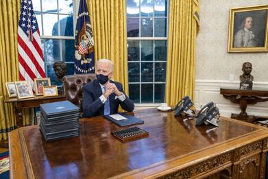 Biden promette di licenziare chi non si comporta in modo rispettoso