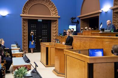 Chi è Kaja Kallas, la prima donna a diventare premier in Estonia