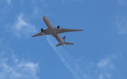 Boeing, dopo incidente Denver fermati tutti i 777 con stesso motore