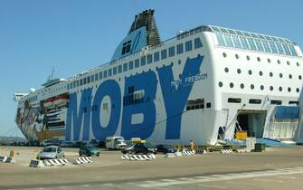 Una nave in porto