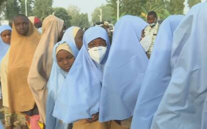 Nigeria, liberate le 279 studentesse rapite venerdì