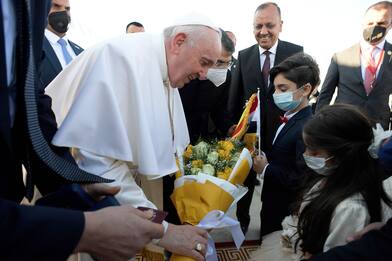 Papa Francesco in Iraq: Terroristi tradiscono fede, non si può tacere