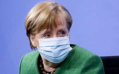 Vaccino: Merkel ha avuto seconda dose con Moderna dopo AstraZeneca