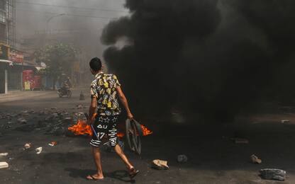 Myanmar, 38 civili dati alle fiamme dai militari il giorno di Natale