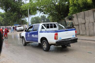 Somalia, kamikaze in sala da tè per ragazzi a Mogadiscio: sei morti