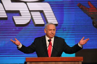 Israele archivia l'era Netanyahu: chi è il premier più longevo