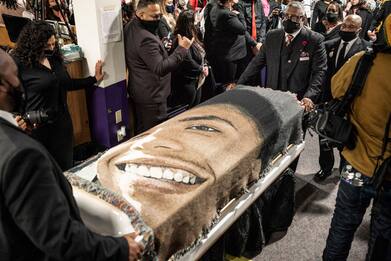Daunte Wright,  funerale dell'afroamericano ucciso a Minneapolis