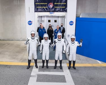 epa09154199 A handout photo made available by NASA shows from left to right, ESA (European Space Agency) astronaut Thomas Pesquet, NASA astronauts Megan McArthur and Shane Kimbrough, and Japan Aerospace Exploration Agency (JAXA) astronaut Akihiko Hoshide, wearing SpaceX spacesuits, are seen as they prepare to depart the Neil  A. Armstrong Operations and Checkout Building for Launch Complex 39A to board the SpaceX Crew Dragon spacecraft for the Crew-2 mission launch, at NASA s Kennedy Space Center in Florida, USA, 23 April 2021.  NASA s SpaceX Crew-2 mission is the second crew rotation mission of the SpaceX Crew Dragon spacecraft and Falcon 9 rocket to the International Space Station as part of the agency s Commercial Crew Program. Kimbrough, McArthur, Pesquet, and Hoshide are scheduled to launch at 5:49 a.m. EDT.  EPA/NASA/Aubrey Gemignani HANDOUT MANDATORY CREDIT: (NASA/Aubrey Gemignani) HANDOUT EDITORIAL USE ONLY/NO SALES