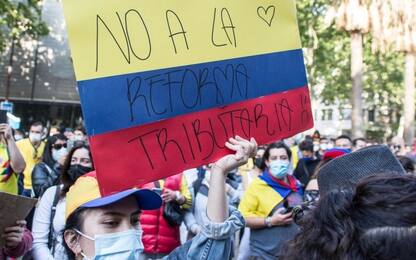 Colombia, proseguono le proteste contro la riforma fiscale