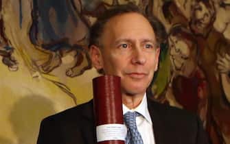 L'ingegnere chimico americano, Robert Langer Robert Langer durante la cerimonia del Premio Wolf nel 2013 a Gerusalemme