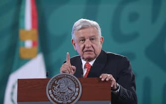 Il presidente del Messico Andres Manuel Lopez Obrador parla nel corso una conferenza al Palazzo Nazionale, a Città del Messico, 21 maggio 2021