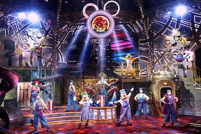Dopo otto mesi riapre Disneyland Paris