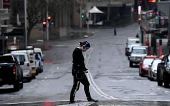 Covid, strade deserte a Sydney per il lockdown