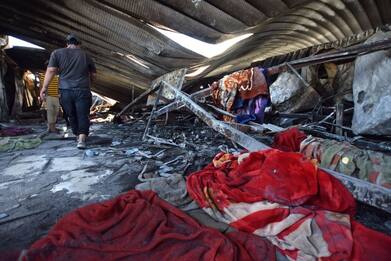 Iraq, incendio in ospedale Covid di Nassiriya: più di 60 morti