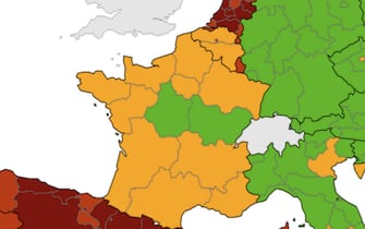 La Francia è quasi tutta in zona arancione