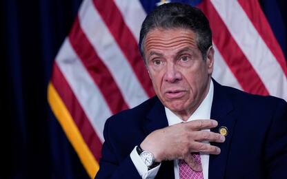 Usa, ex governatore Cuomo denunciato per crimini sessuali