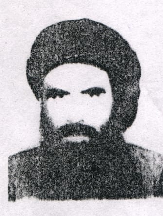 395454 01: (UNDATED PHOTO) Mullah Omar, chief of the Taliban, is shown in this headshot photo. Military forces from the United States and Britain have begun attacking targets October 7, 2001 in Afghanistan. (Photo by Getty Images)