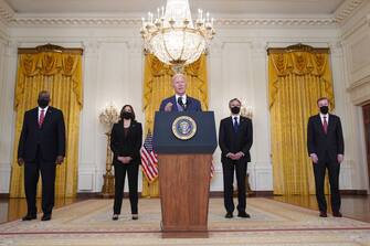 U.S. President Joe Biden speaks with Lloyd Austin, U.S. secretary of defense, from left, Vice President Kamala Harris, Antony Blinken, U.S. secretary of state, and Jake Sullivan, White House national security adviser, in the East Room of the White House in Washington, D.C., U.S., on Friday, Aug. 20, 2021. Theres mounting evidence the Taliban are cracking down on dissent in Afghanistan and carrying out reprisals, even after its leadership promised an amnesty, adding urgency to global efforts to evacuate those most at risk. Photographer: Al Drago/Bloomberg via Getty Images