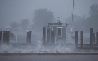 La tempesta tropicale Henri in Rhode Island