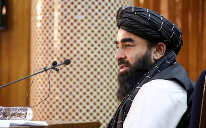 Talebani annunciano governo. Premier in lista Onu terroristi
