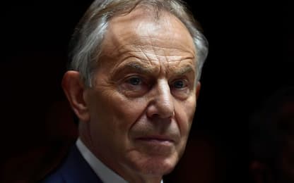 Ucraina, Tony Blair: "Guerra deve finire senza vantaggi per Putin"