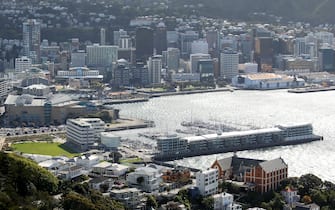 WELLINGTON, NEW ZEALAND - SEPTEMBER 22: A general view of Wellington City after a move to COVID-19 Alert Level 1 on September 22, 2020 in Wellington, New Zealand. Coronavirus restrictions have eased across New Zealand as of midnight, with all cities outside of Auckland moved to COVID-19 Alert Level 1. Some restrictions remain in place for Auckland, with the city to move to COVID-19 Alert Level 2 as of 11:59 pm on Wednesday 23 September. In Auckland, face coverings will still be required on public transport and on planes while for the rest of New Zealand, face coverings will no longer be mandatory but will be encouraged on planes and public transport. (Photo by Hagen Hopkins/Getty Images)