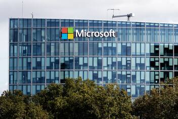 Microsoft chiude Linkedin in Cina per limiti operativi e di censura