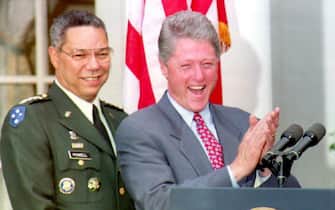Colin Powell con l'ex presidente americano Bill Clinton