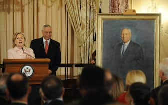 Colin Powell con Hillary Clinton