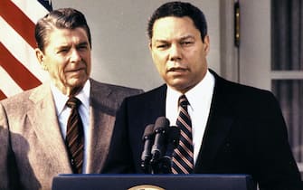Colin Powell con l'ex presidente americano Ronald Reagan