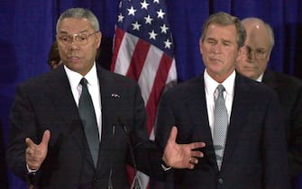 Colin Powell con l'ex presidente americano George W. Bush