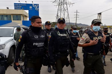 Ecuador, proclamato lo stato d'emergenza contro le violenze per droga