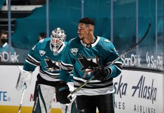 Sospeso per 21 partite per aver presentato un certificato vaccinale falso: è Evander Kane, attaccante della squadra di hockey San Josè Sharks