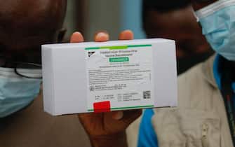 Una scatola di vaccini anti-Covid