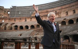 Boris Johnson al Colosseo durante il G20 di Roma