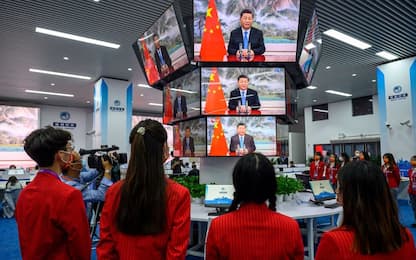 Partito comunista cinese, Xi Jinping apre il sesto plenum a Pechino