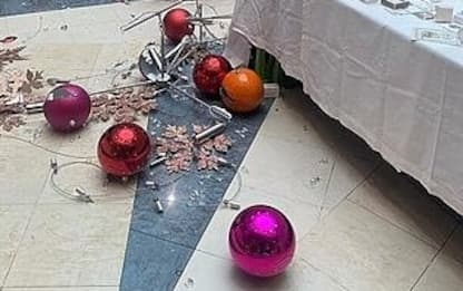 Svizzera, crolla addobbo natalizio centro commerciale. 6 feriti