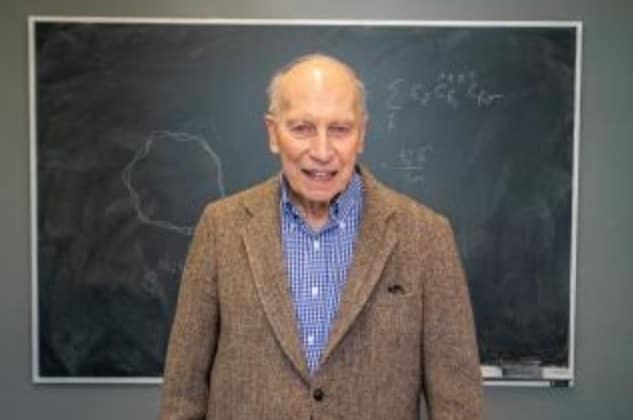 United States, at the age of 89 he realized his dream and graduated in Physics