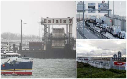 Brexit, pescatori francesi bloccano porti e tunnel per la Manica. FOTO