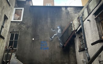 Murales a Swansea forse di Banksy