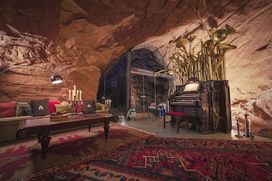 Usa, la grotta del Grinch ricostruita a Boulder nello Utah. FOTO