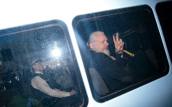 LONDON, ENGLAND - APRIL 011: Wikileaks founder Julian Assange arrives at Westminster Magistrates Court by police van after being arrested on April 11, 2019 in London, England. (Photo by Jack Taylor/Getty Images)