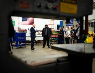 Usa Weekly News, emergenza tornado e Ucraina: i dossier per Biden