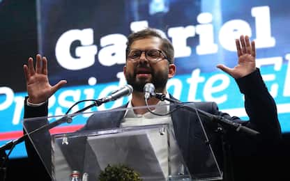 Cile, ballottaggio elezioni presidenziali: vince Gabriel Boric