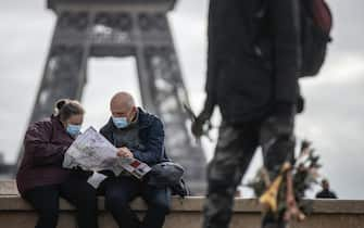 covid francia tour eiffel