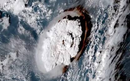 Tonga, rilevata nuova eruzione del vulcano sottomarino