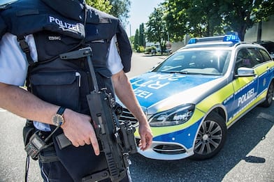 Germania, 2 agenti uccisi durante controllo: fermato un sospettato